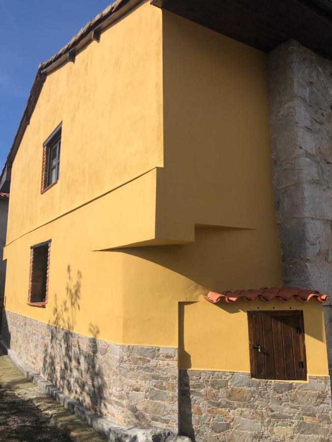 Vivienda Vacacional El Navariegu 1 Villanueva de Pria المظهر الخارجي الصورة